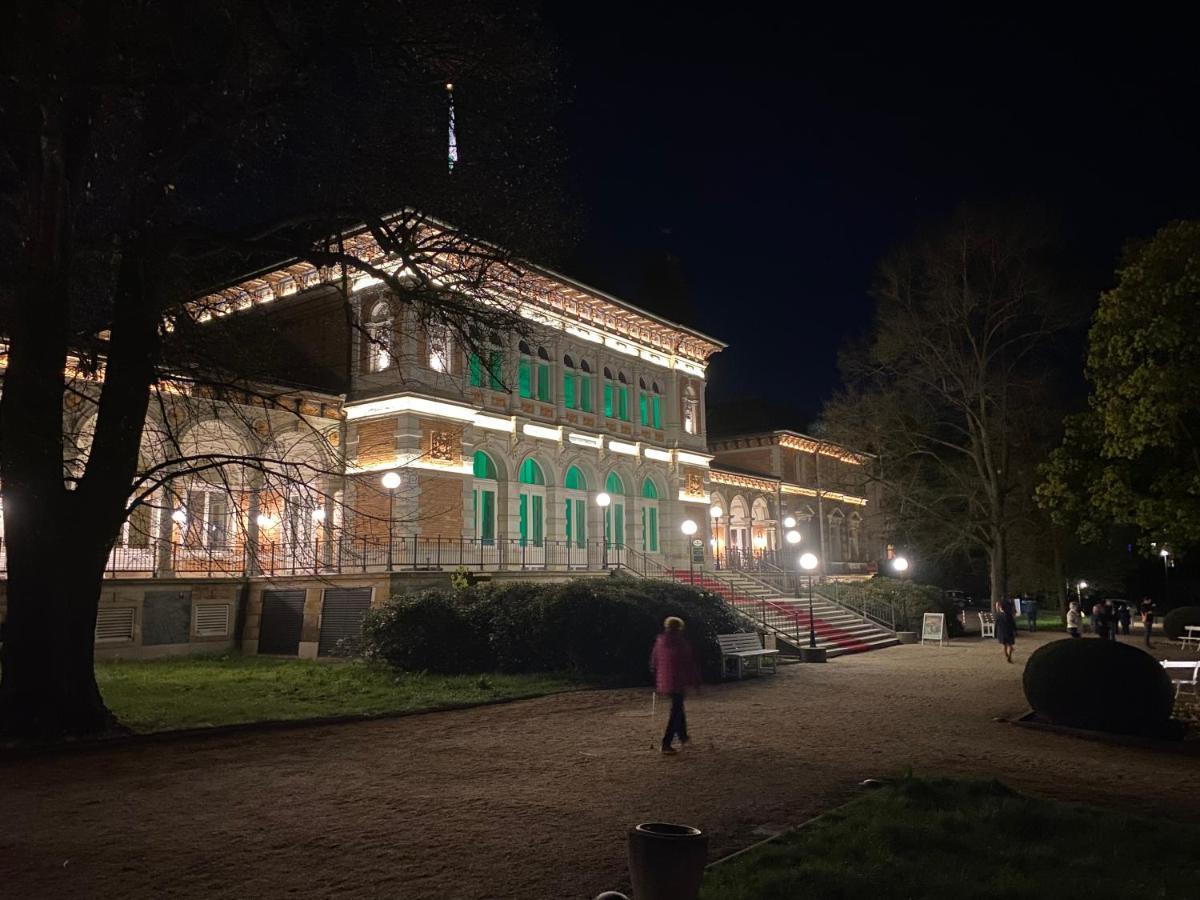 Fewo Roland Ranft Direkt Am Kurpark Barrierearm 60Qm Bad Elster Exterior photo